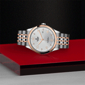 Tudor 1926, Sapphire Crystal
